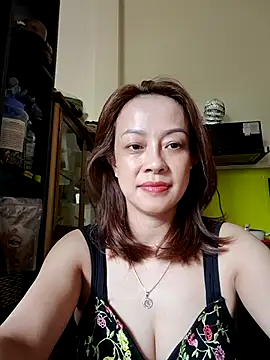 Snapshot of Baby-bigboobs2026 chatting on February 12, 9:37 am Baby-bigboobs2026 online show from February 12, 9:37 am