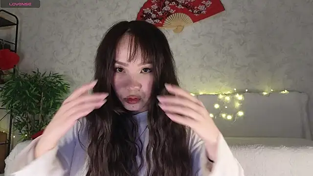 Snapshot of saya_li11 chatting on February 28, 7:26 pm saya li11 online show from February 28, 7:26 pm