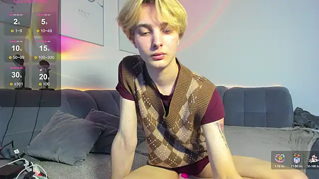 bunnyblush67 online show from March 26, 8:20 am