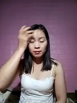 Snapshot of Weygt_thest chatting on February 14, 7:49 am Weygt thest online show from February 14, 7:49 am