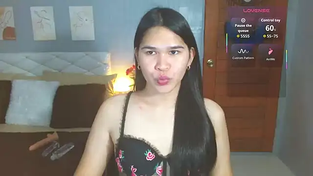 Snapshot of alianabrooks chatting on February 25, 7:01 pm alianabrooks online show from February 25, 7:01 pm