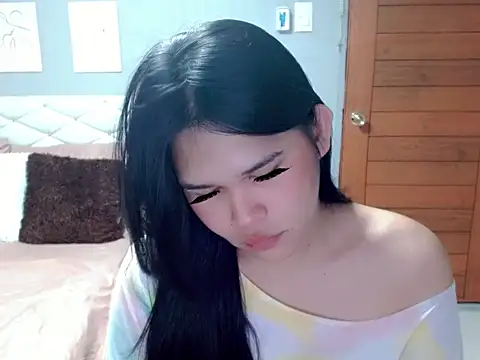 alianabrooks online show from May 10, 10:37 pm