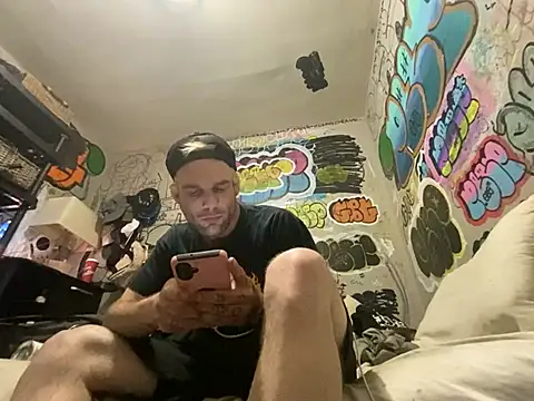 Snapshot of gothboiplzty chatting on April 27, 3:59 am gothboiplzty online show from April 27, 3:59 am