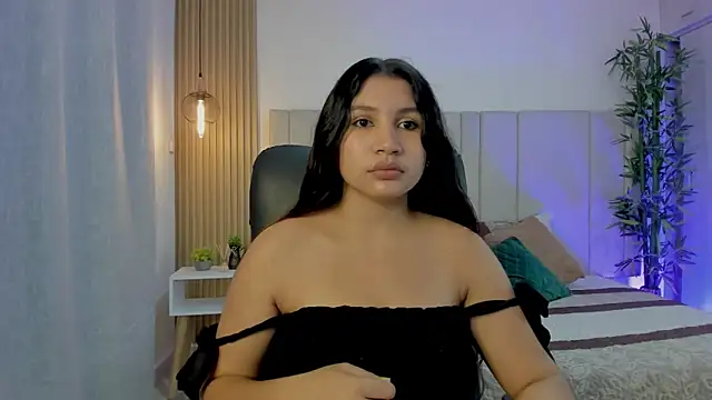 Snapshot of Victoria_Rosee chatting on April 17, 1:03 pm Victoria Rosee online show from April 17, 1:03 pm