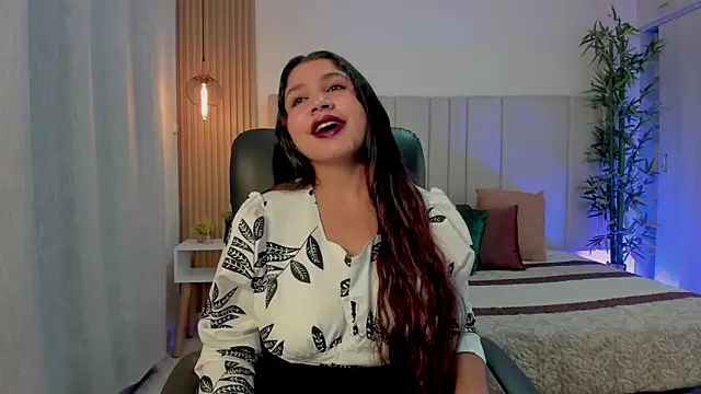Snapshot of Victoria_Rosee chatting on April 28, 1:05 pm Victoria Rosee online show from April 28, 1:05 pm