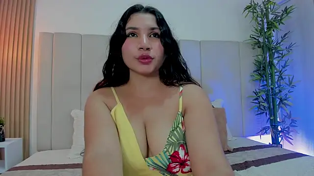 Snapshot of Victoria_Rosee chatting on May 11, 2:45 pm Victoria Rosee online show from May 11, 2:45 pm