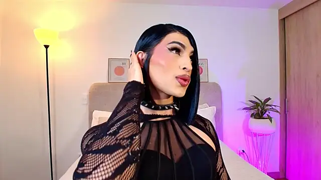 Snapshot of KarolPortellaa chatting on April 26, 12:47 pm KarolPortellaa online show from April 26, 12:47 pm