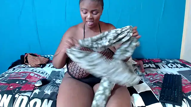 PrettyLisa26 online show from February 8, 5:55 am