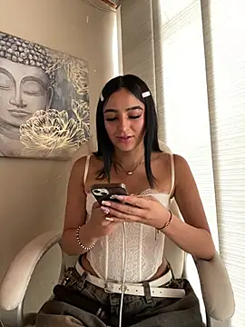 Snapshot of Valery_pink18 chatting on February 7, 10:13 pm Valery pink18 online show from February 7, 10:13 pm