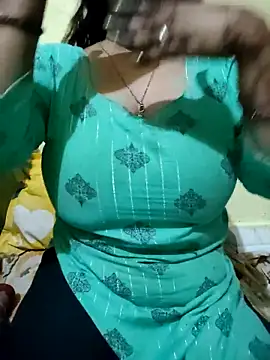 PARI51 online show from February 11, 7:41 pm