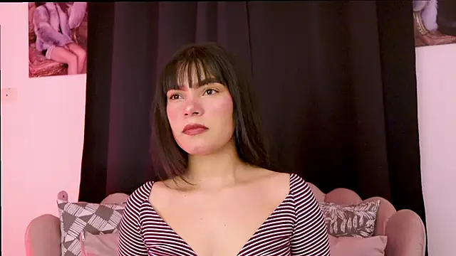 Snapshot of dakotacollins_ chatting on May 16, 3:14 am dakotacollins online show from May 16, 3:14 am