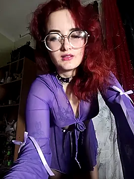 Persefoha online show from April 11, 9:08 pm