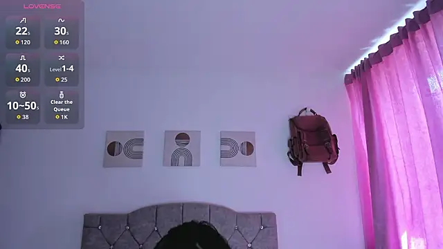 Snapshot of NoahVance chatting on February 3, 3:06 pm NoahVance online show from February 3, 3:06 pm