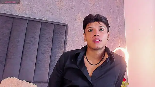 Alejandroo Montenegro online show from July 30, 11:04 pm