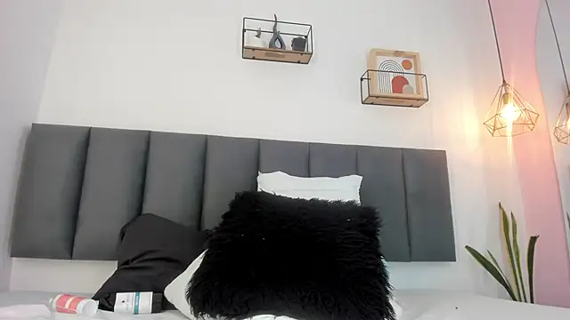 sam doll  online show from May 16, 7:34 pm