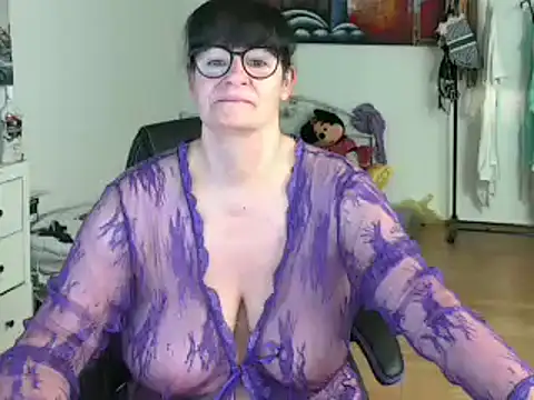 Sylly online show from January 31, 8:22 am