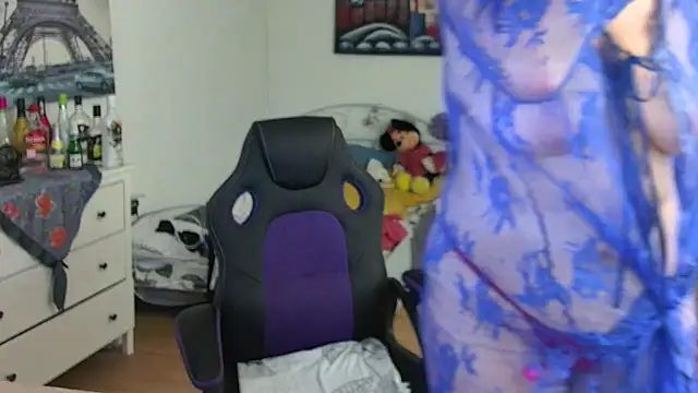 Sylly online show from March 16, 2:22 pm