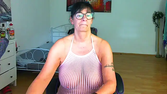 Sylly online show from October 15, 11:43 am