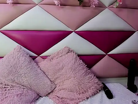 Luna Staar69 online show from February 13, 3:13 am