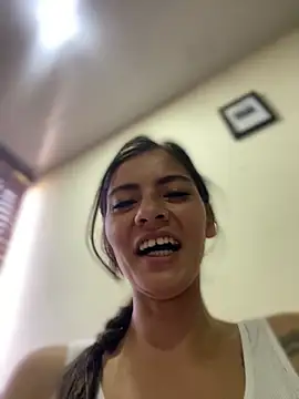 Esperanza GS online show from February 27, 1:33 pm