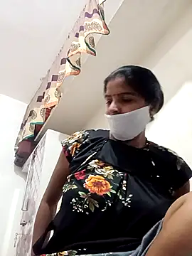 punamji sexe online show from February 20, 7:43 am