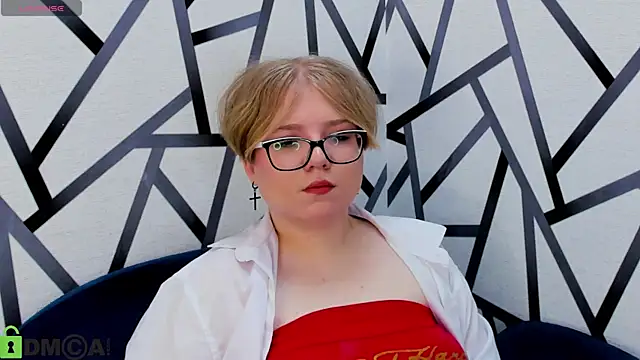 Lauraaa Smith online show from February 10, 2:04 am