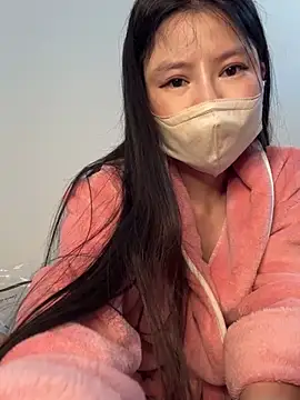 Snapshot of wang1472581 chatting on February 6, 3:37 pm wang1472581 online show from February 6, 3:37 pm