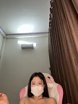 wang1472581 online show from March 17, 3:04 pm