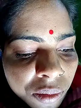 Snapshot of Priyakoli4568 chatting on April 3, 8:01 am Priyakoli4568 online show from April 3, 8:01 am