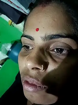 Snapshot of Priyakoli4568 chatting on April 12, 5:51 pm Priyakoli4568 online show from April 12, 5:51 pm