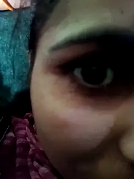 Snapshot of Priyakoli4568 chatting on April 13, 8:09 am Priyakoli4568 online show from April 13, 8:09 am