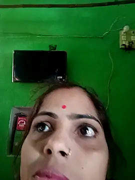 Priyakoli4568 online show from May 8, 3:12 am