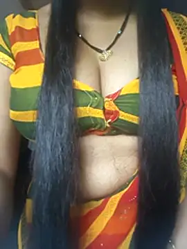 Snapshot of Alka_sexy56 chatting on February 3, 8:30 am Alka sexy56 online show from February 3, 8:30 am