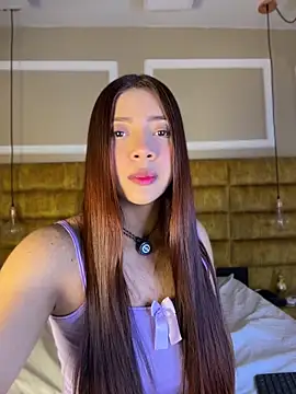 Snapshot of Pushaina__1 chatting on April 25, 4:37 am Pushaina 1 online show from April 25, 4:37 am