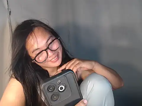 Snapshot of lovely_kadita chatting on March 3, 5:46 am lovely kadita online show from March 3, 5:46 am