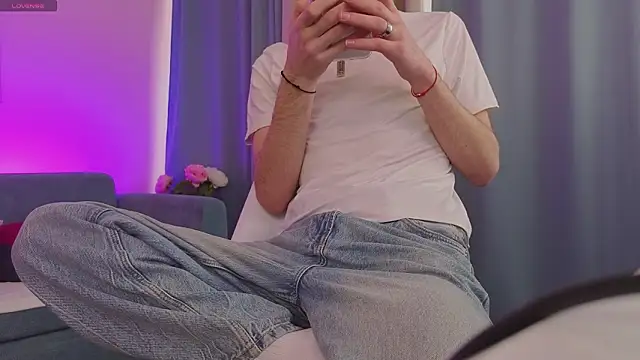 KevinParke online show from March 13, 11:39 am