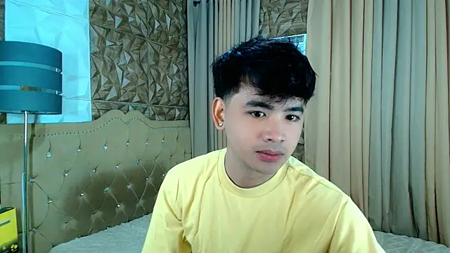 Snapshot of spoiledmycock chatting on February 22, 4:38 pm spoiledmycock online show from February 22, 4:38 pm