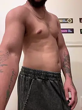 Tu PaPi Favorito online show from June 10, 5:12 pm