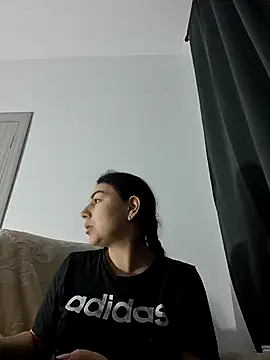 AbellaDesiree online show from February 28, 4:02 am