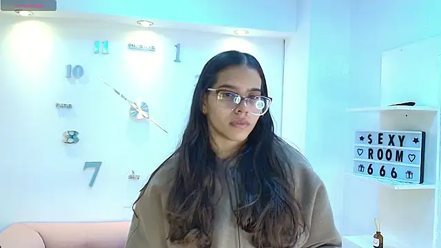 Luna Millers online show from February 12, 3:34 am