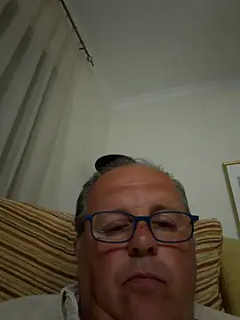 YachtCaptain10 online show from May 10, 10:04 pm