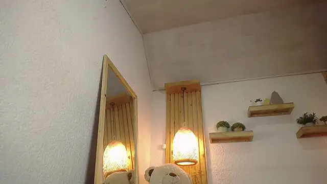 Snapshot of samatnha_venga chatting on February 20, 4:31 am samatnha venga online show from February 20, 4:31 am