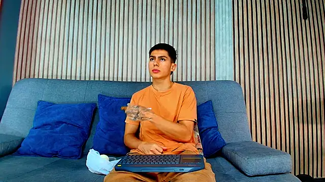 Aron pulse online show from February 19, 1:07 pm