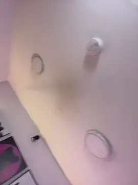 Snapshot of Maddie_Rosee chatting on February 28, 3:29 am Maddie Rosee online show from February 28, 3:29 am