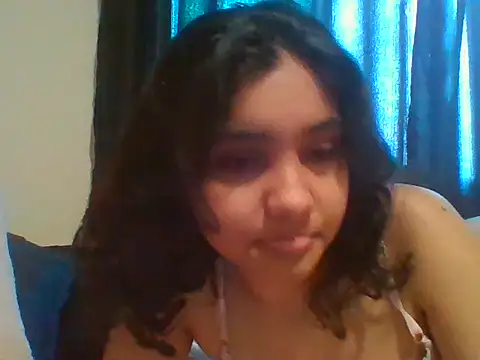 alice182026 online show from February 2, 5:44 pm