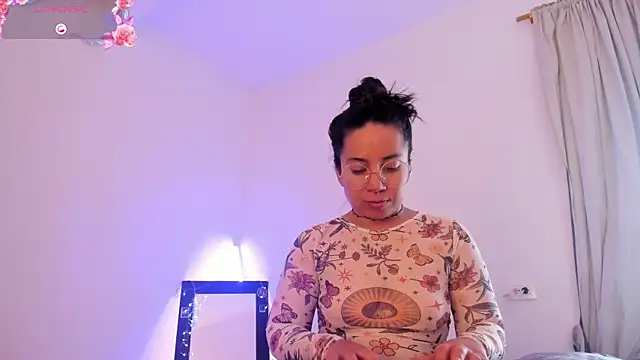 chiarafustox online show from February 11, 4:56 pm