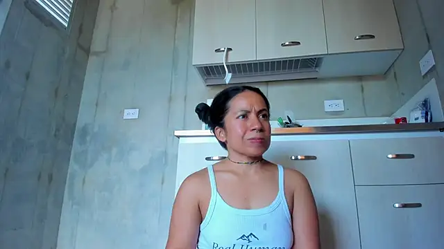 Snapshot of chiarafustox chatting on March 20, 8:57 pm chiarafustox online show from March 20, 8:57 pm