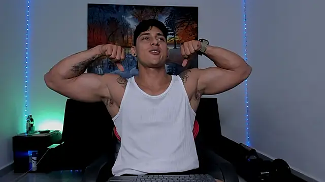 Snapshot of ryanwhite3 chatting on February 2, 10:41 pm ryanwhite3 online show from February 2, 10:41 pm