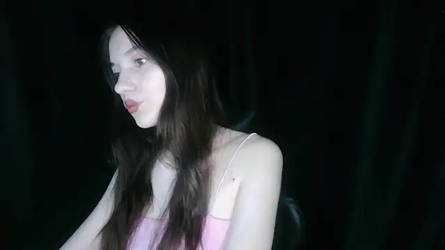 Snapshot of liza__kitty chatting on February 9, 5:28 pm liza kitty online show from February 9, 5:28 pm