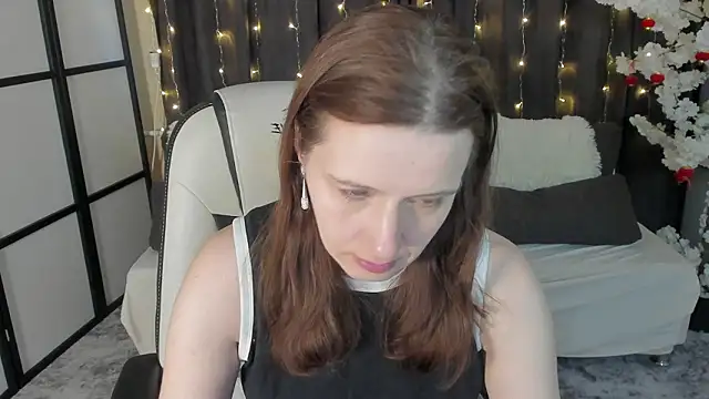 Kathrine Meyer online show from March 4, 1:11 am